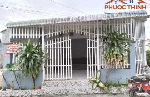 BÁN NHÀ CẤP 4 TRONG HẺM KẾ CỬA HÀNG TÔN HOA SEN HÀ TIÊN